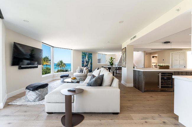 2565 S Ocean Blvd