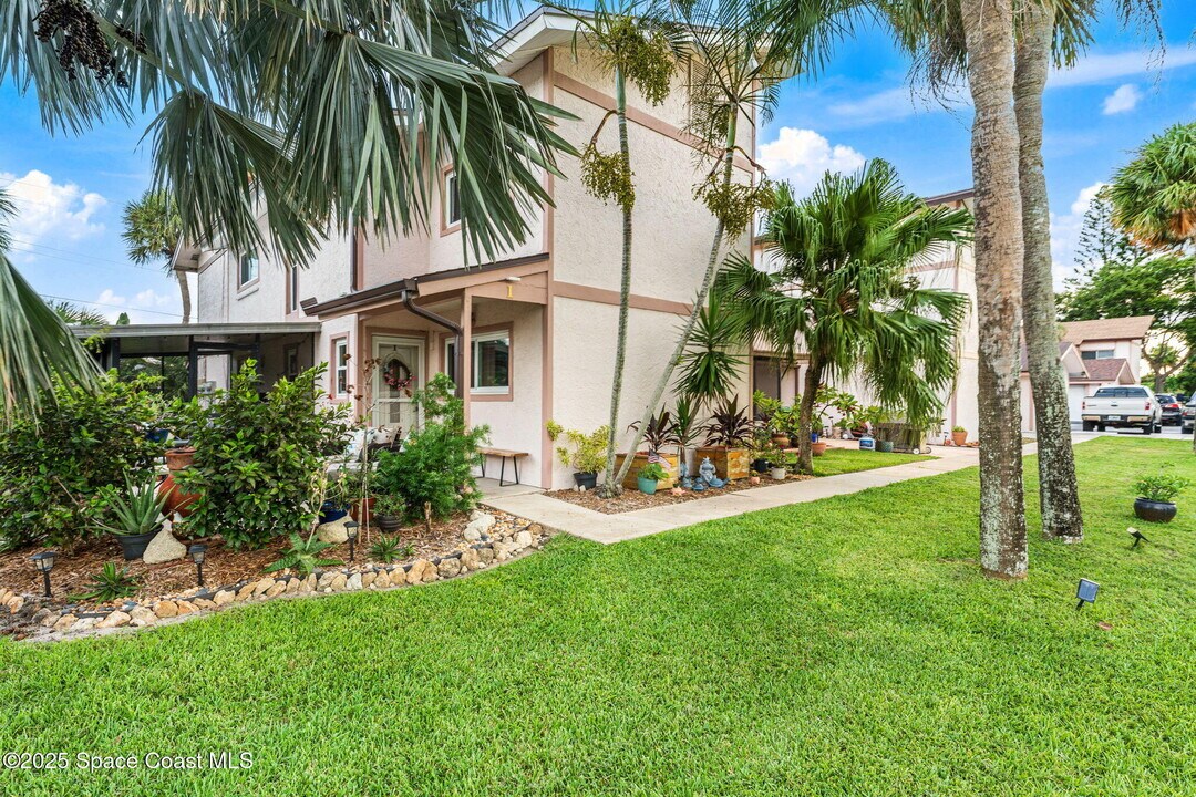 595 Park Ave in Satellite Beach, FL - Building Photo