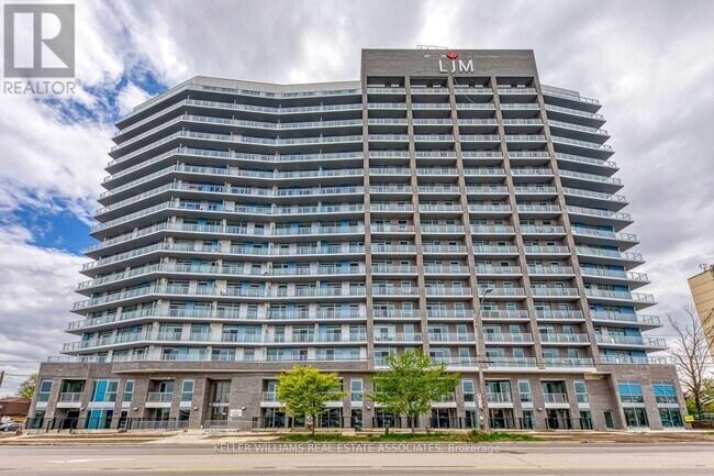 property at 2782-2782 Barton St E