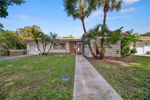 329 Candia Ave in Coral Gables, FL - Building Photo