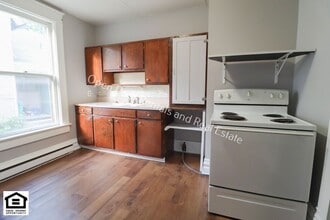 109 S State St in Kendallville, IN - Building Photo - Building Photo