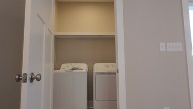 231 Pineneedle Rd in Milledgeville, GA - Building Photo - Building Photo