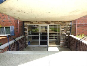 183 Mt Auburn St in Watertown, MA - Building Photo - Building Photo