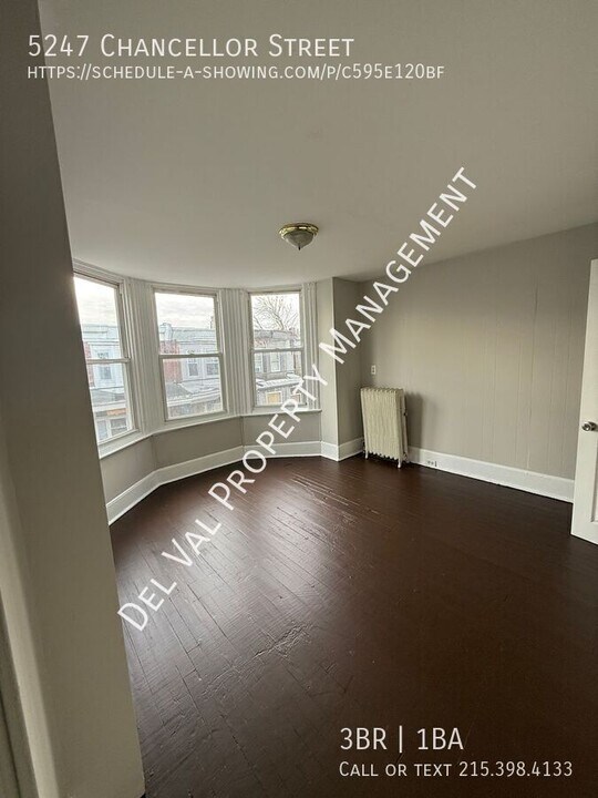 5247 Chancellor St in Philadelphia, PA - Building Photo