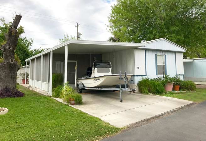 Winter Springs Mobile Home Community in Mission, TX - Building Photo