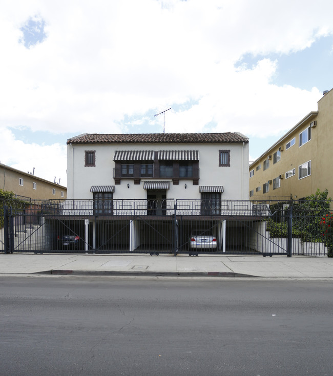 816 S Catalina St in Los Angeles, CA - Foto de edificio - Building Photo