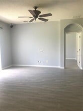 10303 Beneva Dr in Tampa, FL - Building Photo - Building Photo