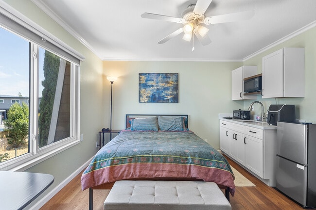 property at 2751 Cortez Ct