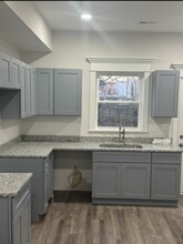 2615 E Monument St in Baltimore, MD - Building Photo - Building Photo