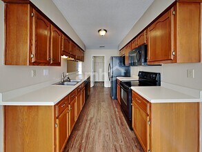 10452 Kristen Dr S in Olive Branch, MS - Foto de edificio - Building Photo