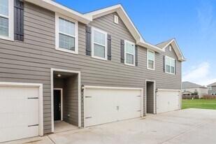 564 Solomon Ln in Brookshire, TX - Building Photo