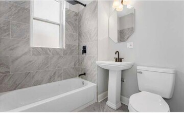 957 N Central Park Ave in Chicago, IL - Building Photo - Building Photo