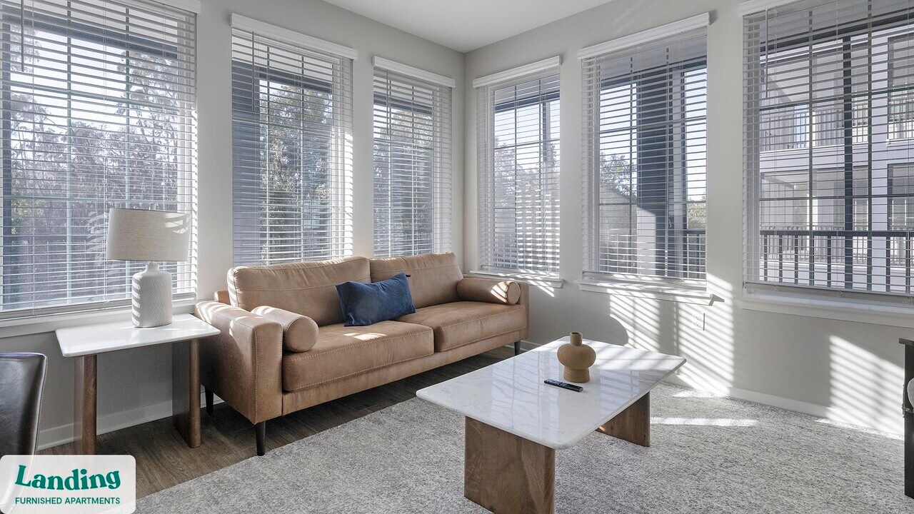 4902 Cosmos Cir in Wimauma, FL - Building Photo