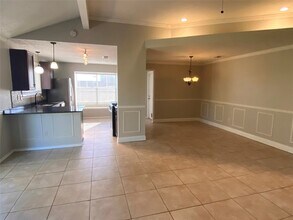 302 El Toro Ln, Unit 2 in Webster, TX - Foto de edificio - Building Photo