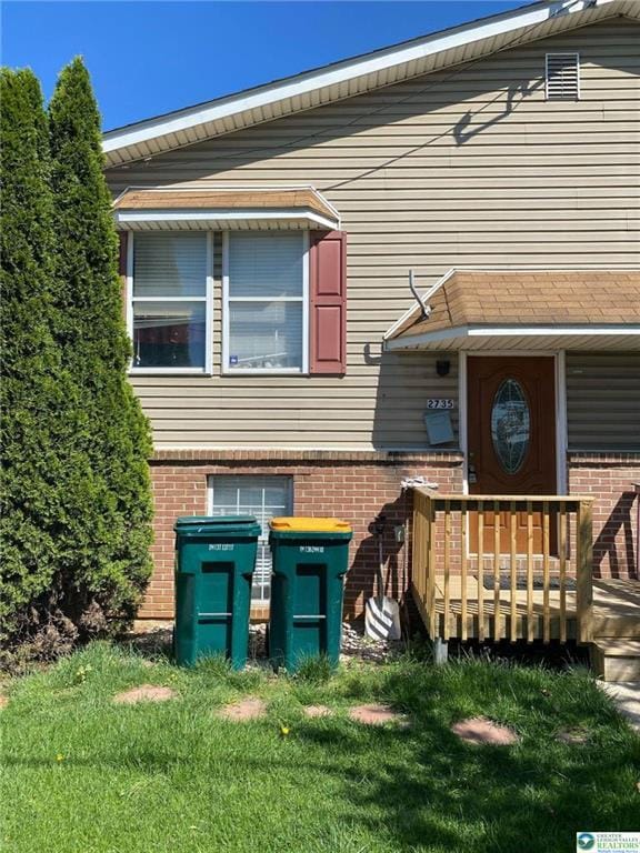 property at 2735 Columbia St