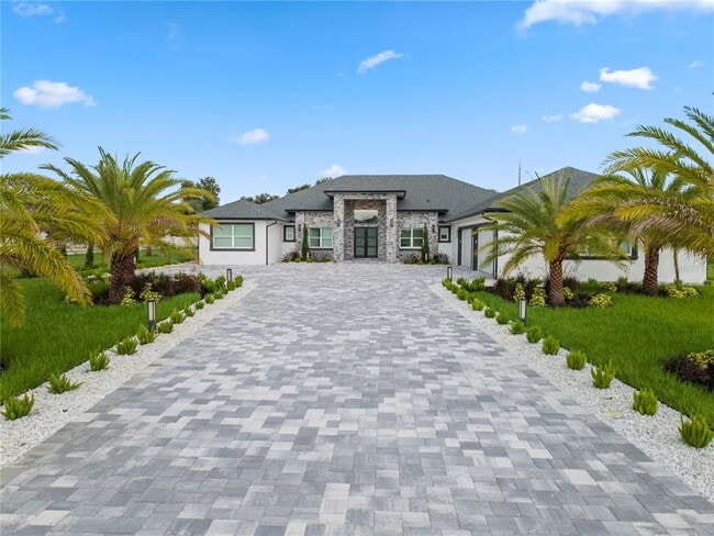 34435 Donna Vista Pl