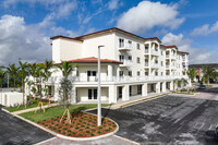 Grand at Doral in Doral, FL - Building Photo - Building Photo