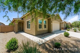 6449 W Smoky Falls Way in Tucson, AZ - Building Photo - Building Photo