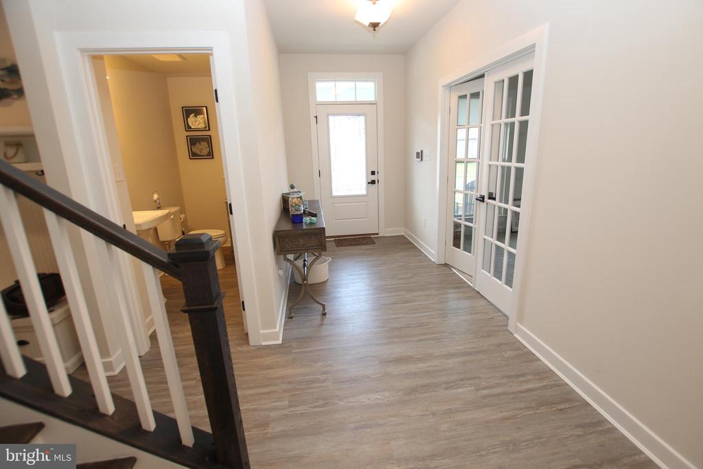 31219 Barefoot Cir in Harbeson, DE - Building Photo