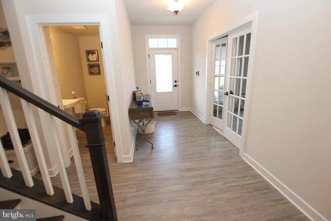 property at 31219 Barefoot Cir