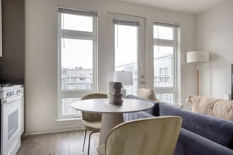 445 Artisan Way in Somerville, MA - Building Photo - Building Photo