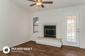 1576 W Highsmith Dr in Tucson, AZ - Building Photo - Building Photo