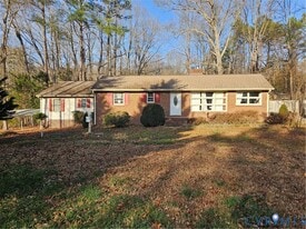 7866 Wilton Rd in Richmond, VA - Building Photo