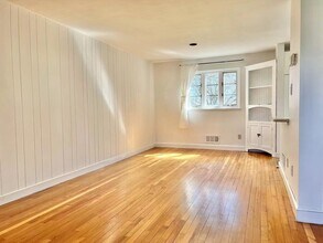 92 Duff St in Watertown, MA - Building Photo - Building Photo