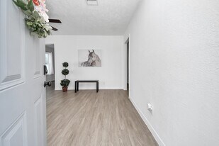 2210 Detering St in Houston, TX - Building Photo