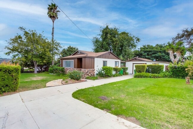 property at 523 S Barnwell St