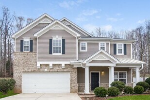7542 Brookwood Valley Ln in Mint Hill, NC - Building Photo