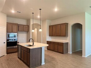 919 Beverly Dr in Cleburne, TX - Building Photo - Building Photo