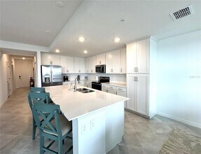 17560 Opal Sand Dr, Unit 207 in Venice, FL - Building Photo - Building Photo