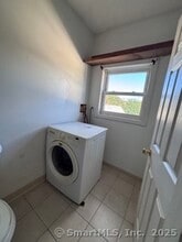 68 Anderson St in Naugatuck, CT - Building Photo - Building Photo