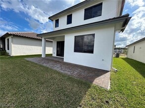 5835 Cassidy Ln, Unit 505 in Ave Maria, FL - Foto de edificio - Building Photo