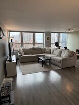 655 W Irving Park Rd, Unit 914 in Chicago, IL - Building Photo