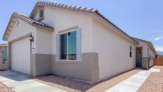 property at 288 Brookhaven Pl