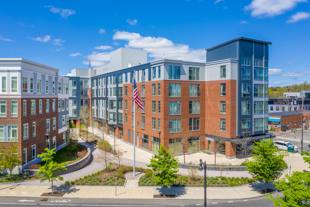 Charlesview Residences in Brighton, MA - Foto de edificio