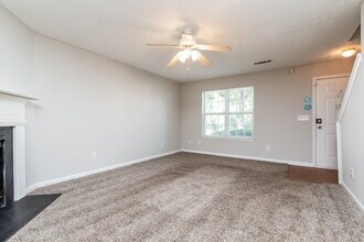 154 Springbottom Dr SE in Lawrenceville, GA - Building Photo - Building Photo