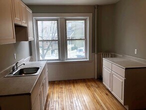 269 Huron Ave, Unit 2 in Cambridge, MA - Foto de edificio - Building Photo