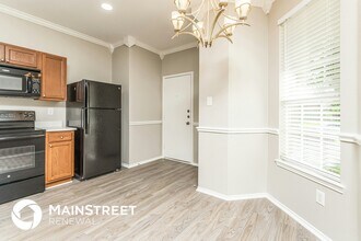 804 Sheryn Dr in Burleson, TX - Building Photo - Building Photo