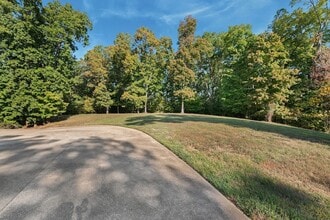 1079 Ridgecrest Dr, Unit 0B-223 in Goodlettsville, TN - Building Photo - Building Photo