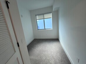 244 NW 31st St, Unit A2 in Miami, FL - Building Photo - Building Photo