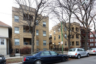 4710 N Bernard in Chicago, IL - Building Photo - Building Photo