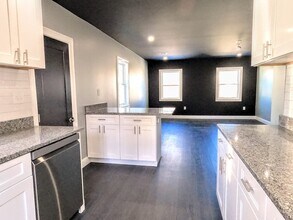 2 Sunnyside St in Boston, MA - Building Photo - Building Photo