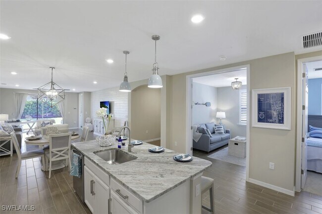 property at 14663 Edgewater Cir