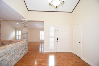 715 Trademark Pl in Houston, TX - Building Photo - Building Photo
