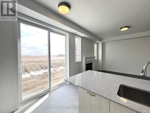 127 Leslie Richards St in Markham, ON - Building Photo - Building Photo