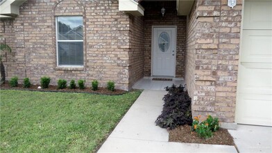 1932 Baylor Ave in McAllen, TX - Building Photo - Building Photo