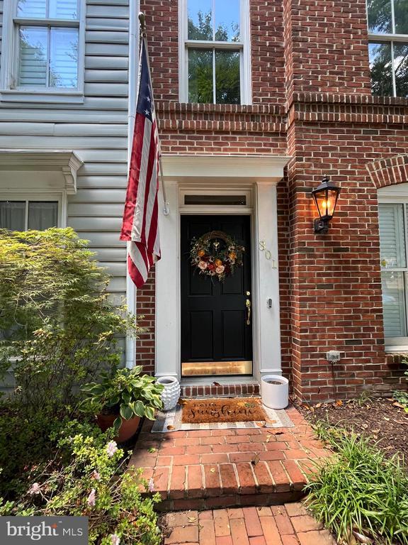 property at 301 S Henry St